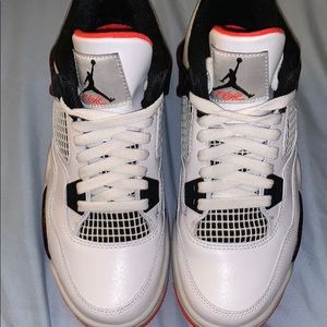 Jordan 4’s grade school